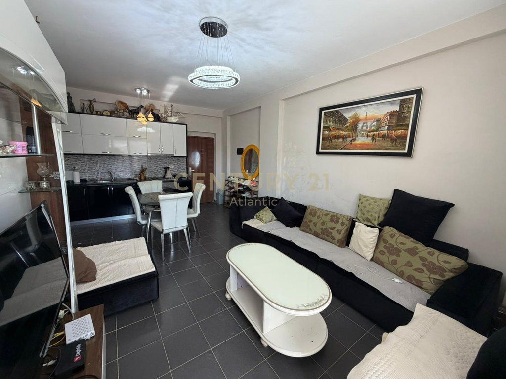 Appartamento 1+1 in Vendita a Shkëmbin e Kavajës, Durrës 70.000 € 
