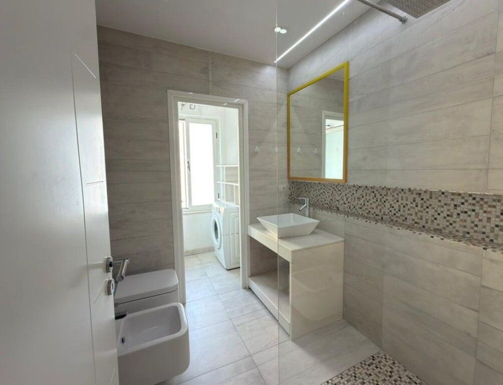 KAFE FLORA, SHESIM APARTAMENT 3+1