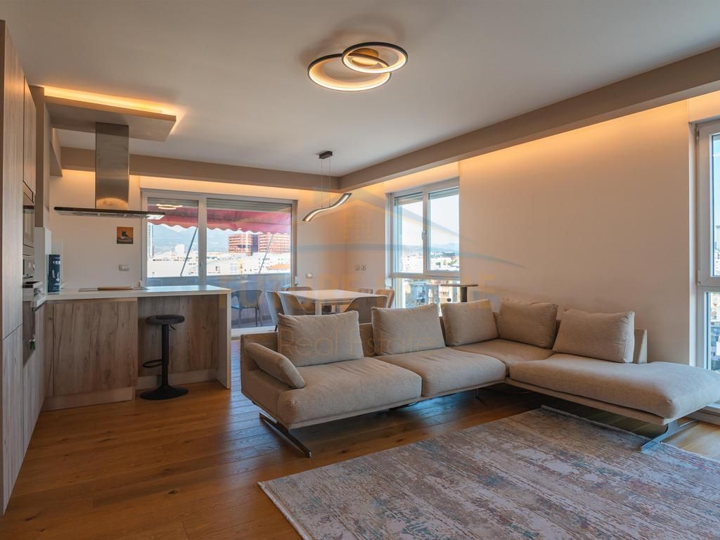 Shitet, Apartament 3+1+2, Kompleksi "Kontakt", 21 Dhjetori