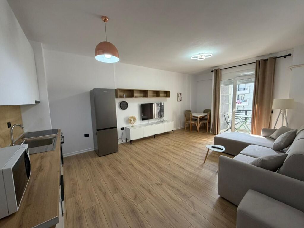 📣 QERA Apartament 2+1+2 📍 Kompleksi Star, Ish Parku i Autobuzeve ✨  💶Cmimi 70.000 Leke