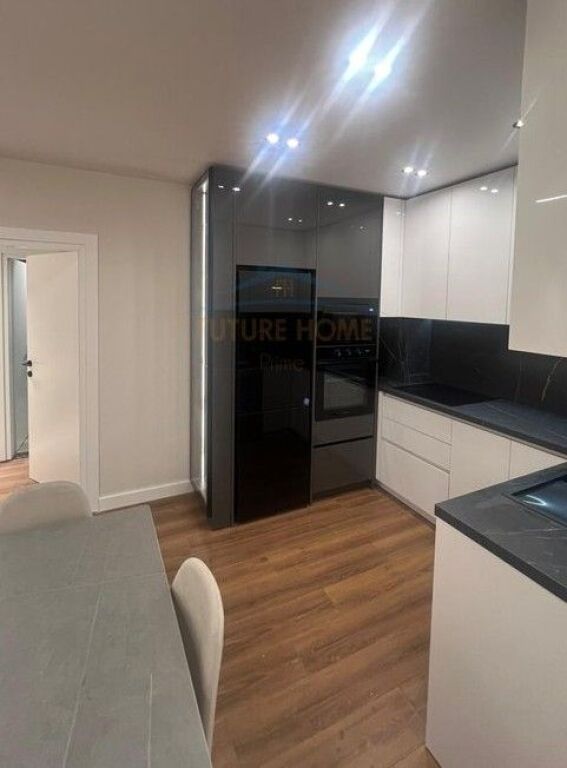 Rent , Apartment 2+1+2 , Qemal Stafa , Tirana