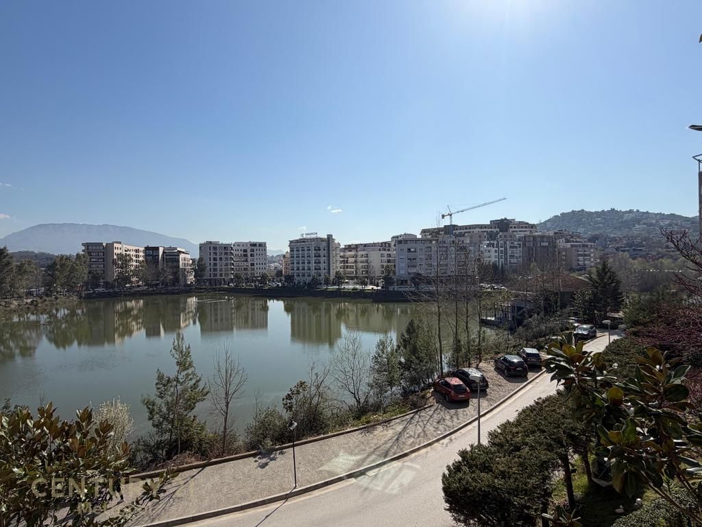 Super Apartament për Shitje – Liqeni i Thatë (pa Malore) 400,000 €