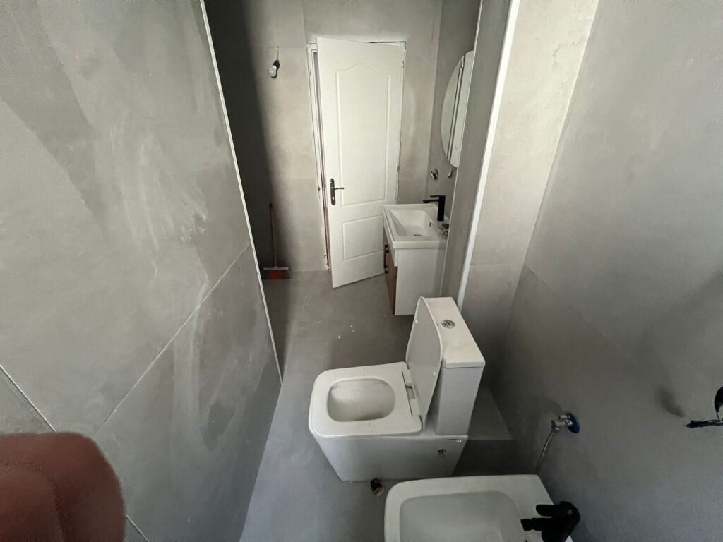 Shitet Apartment 1+1 Prane Hotel Adriatik Plazh Durres 85000 Euro - Pamja 5