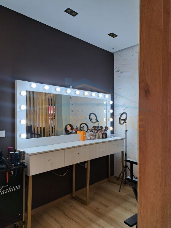 Tirane, affitto Affitto, Centro Estetico Completo, Via Xhanfize Keko 700 €