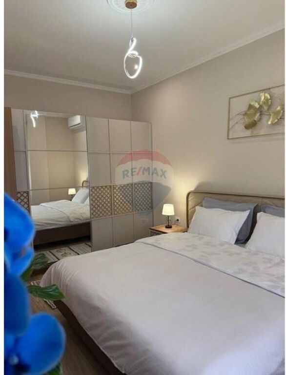 Apartment 1+1 for rent on Kavaja Street!