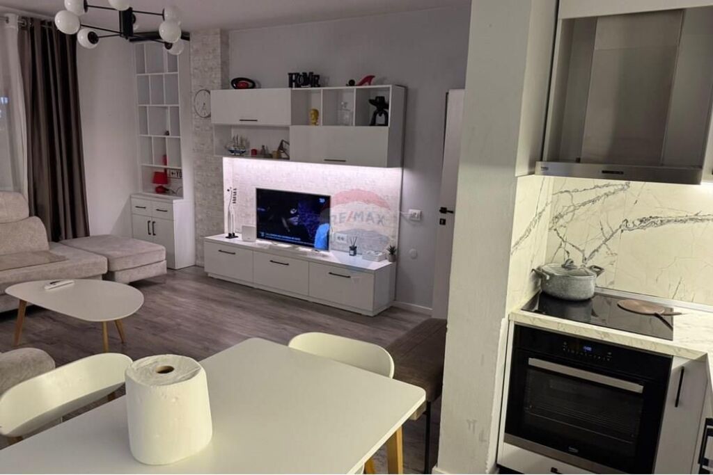 Apartment 2+1 for rent on Zogu 1 Boulevard