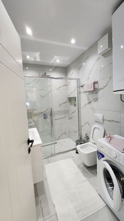 Apartament 1+1 për qira pranë Universiteti Zonja e Këshillit të Mirë