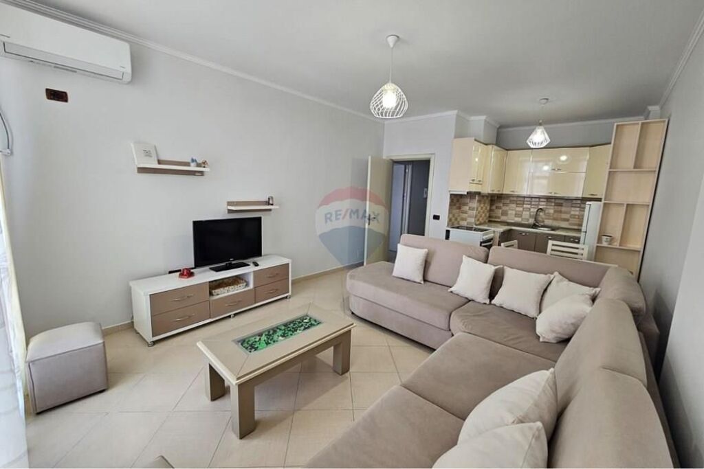 Apartment 1+1 for rent in Astir!