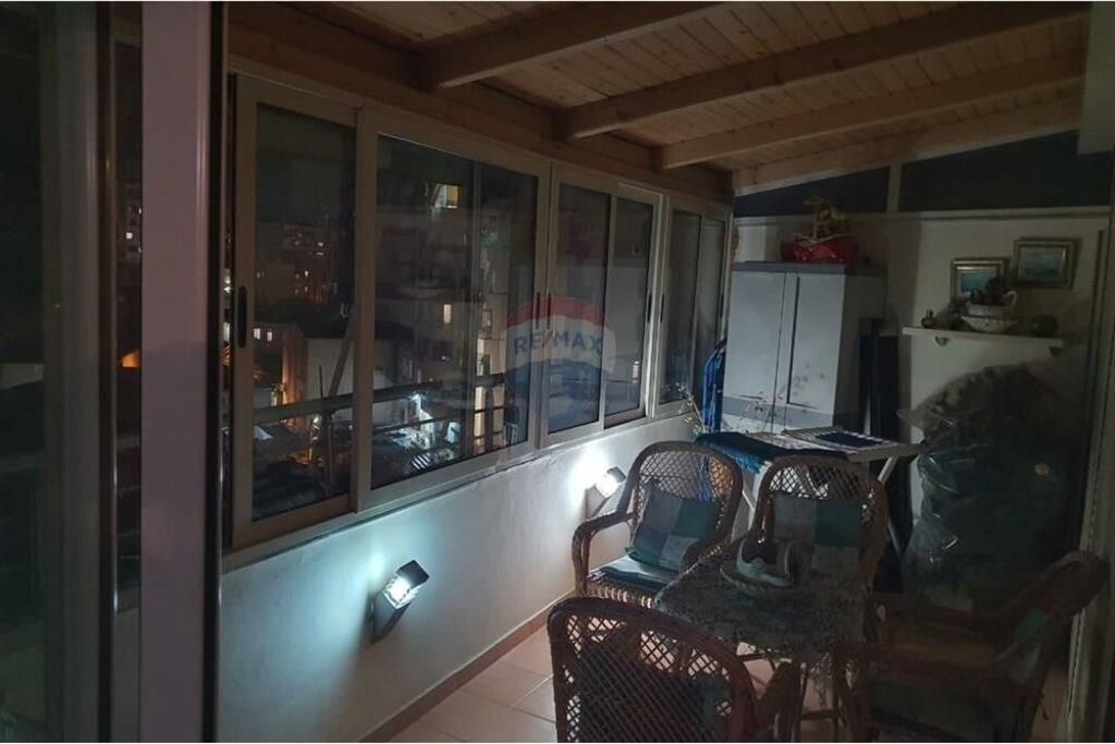 2+1 Apartment for rent Barricade Street