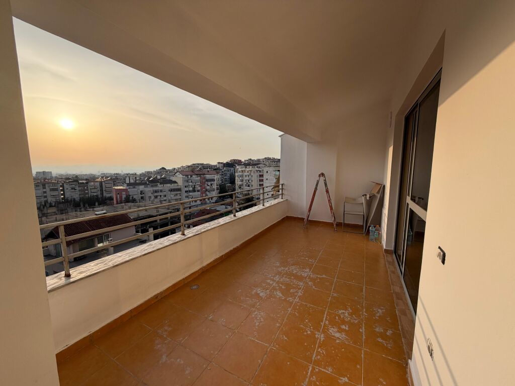 Apartament 2+1 + verande ne shitje, Fresk
