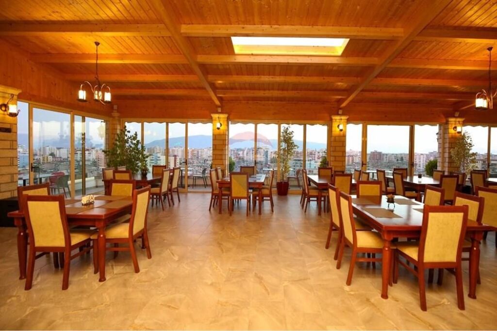 🏨 Hotel për Qira – Kuzum Baba, Vlorë