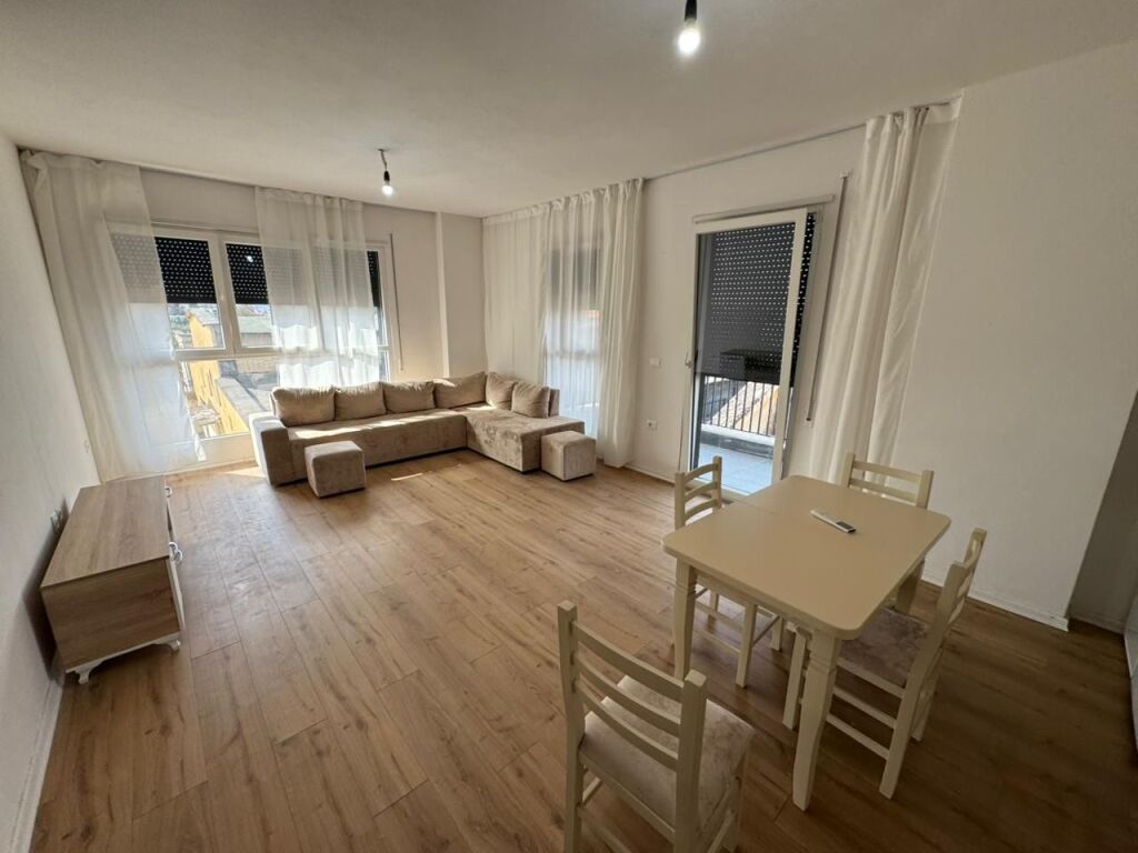 📣 QERA Apartament 2+1 Me 2 Tualete Dhe Ballkon 📍 Don Bosko, Prane Kompleksit "Fiori Di Bosco" ✨ 💶 Cmimi 60.000 Leke/Muaj