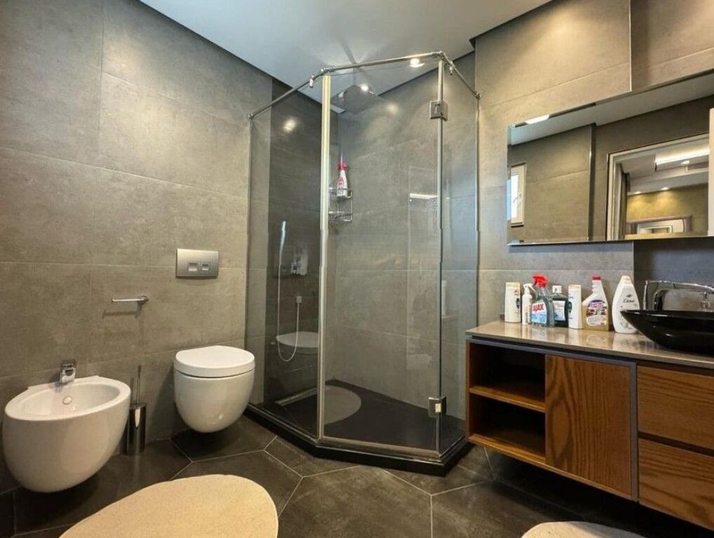 Apartament 3+1+2 për Shitje në Fresk !
