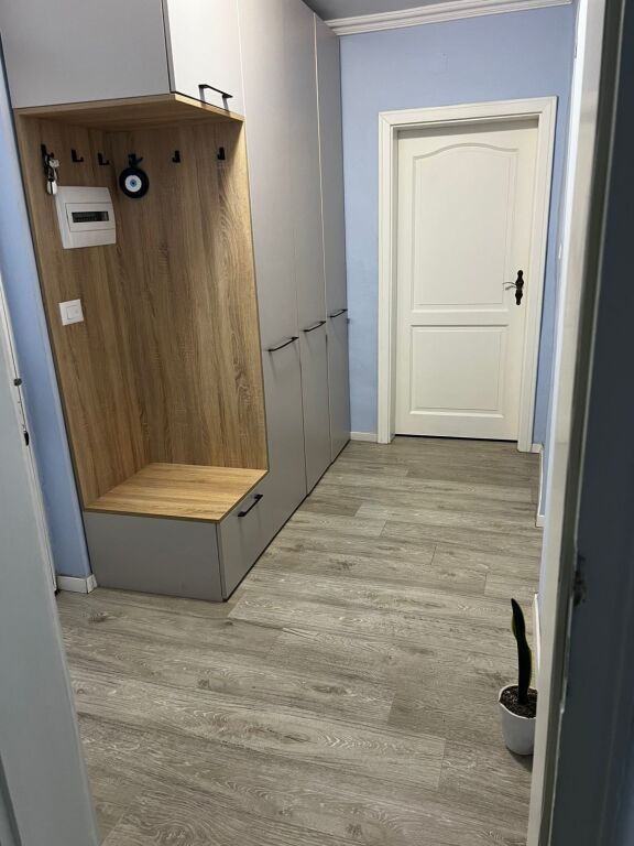 Appartamento 1+1 in affitto, Via Mine Peza, vicino al bar Oslo