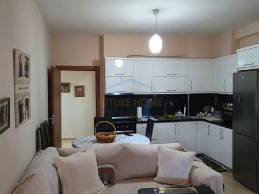 Shitet , Apartament 2+1 , Yzberisht , Tirane