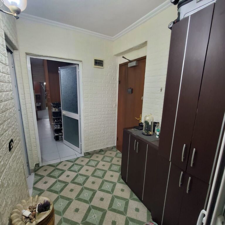 Apartament 1+1 per shitje prane Selvise!