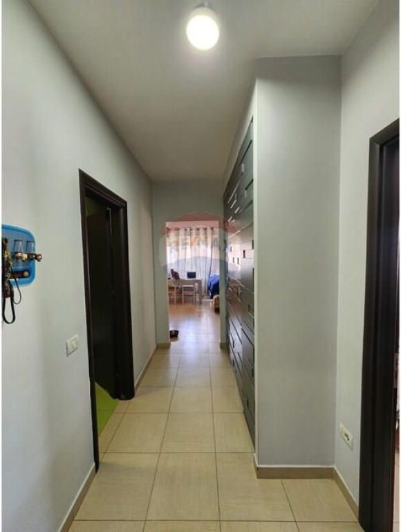 Apartament - Për Shitje - Qendra Kristal, Tiranë
