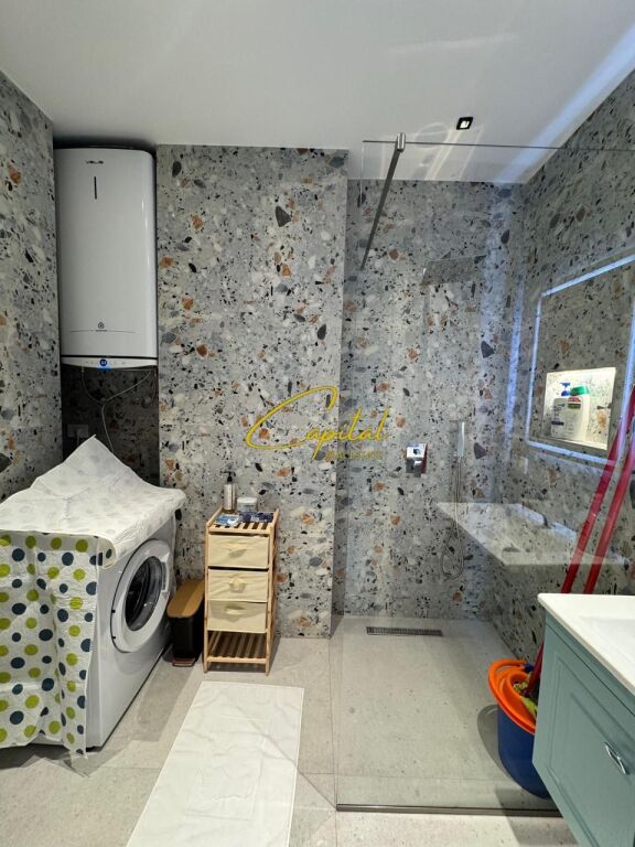APARTMENTS FOR RENT FOR AIR BNB MINE PEZA STREET 2,200 EURO