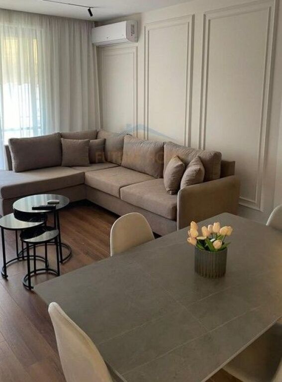 Rent , Apartment 2+1+2 , Qemal Stafa , Tirana