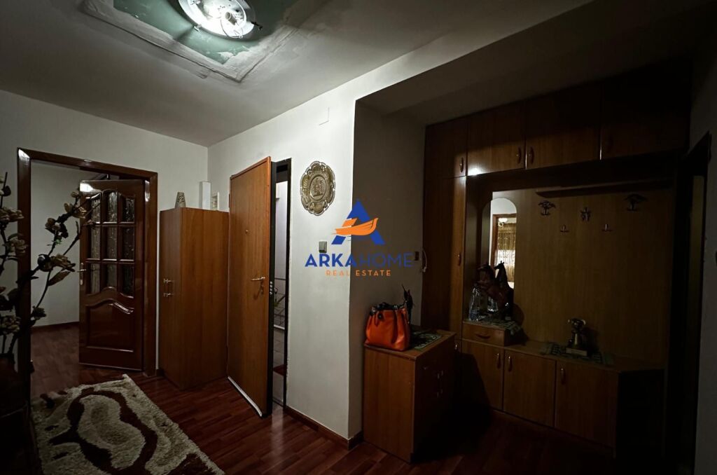APPARTAMENTO IN AFFITTO 2+1+BALCONE "VIA FORTUZI, CENTRO" 700 EURO
