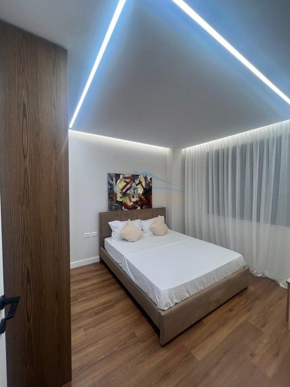 Rent , Apartment 2+1+2 , Qemal Stafa , Tirana
