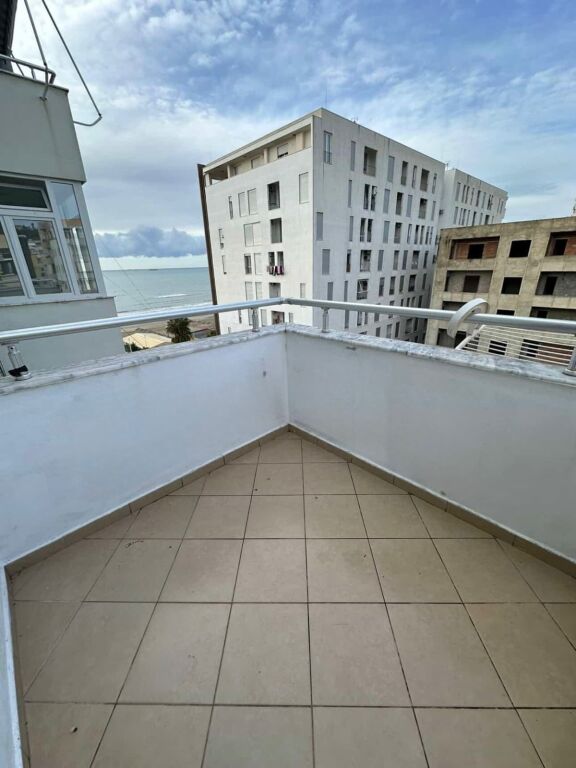Shitet super Apartament 2+1+2 –  📍Shkëmbi i Kavajës