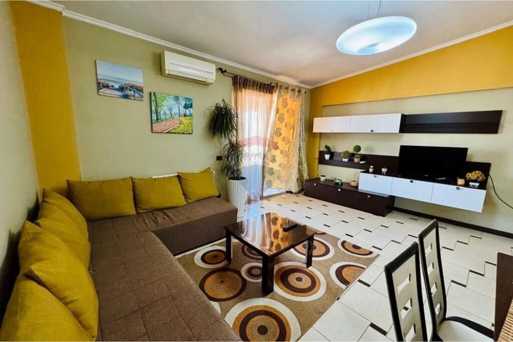 Apartment 2+1 for rent Eleonora