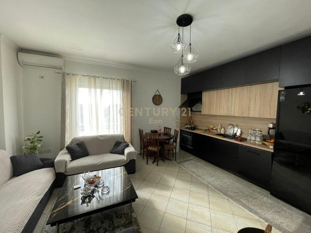 Apartament 2+1 per Shitje te Kazazi Durrës !!!