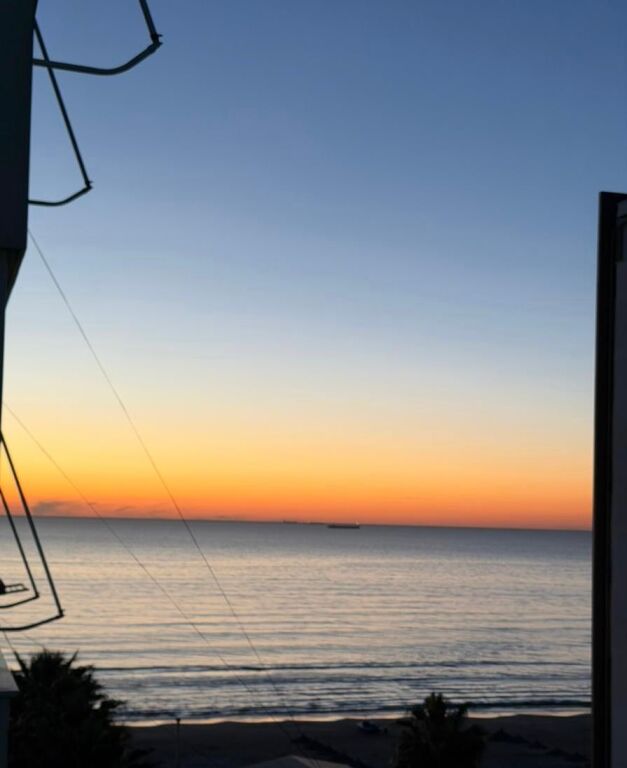 Shitet super Apartament 2+1+2 –  📍Shkëmbi i Kavajës  ❗️ Disa metra larg Detit