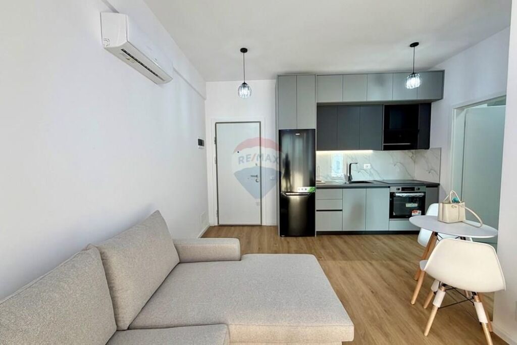 Apartament 1+1 për Qira, Fresk