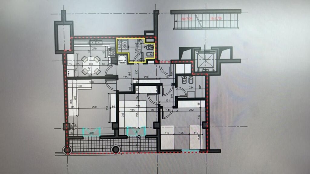 🏡 APARTMENT 2+1 FOR SALE WITH PARKING SPACE, NEAR SALËS ALLEY !!