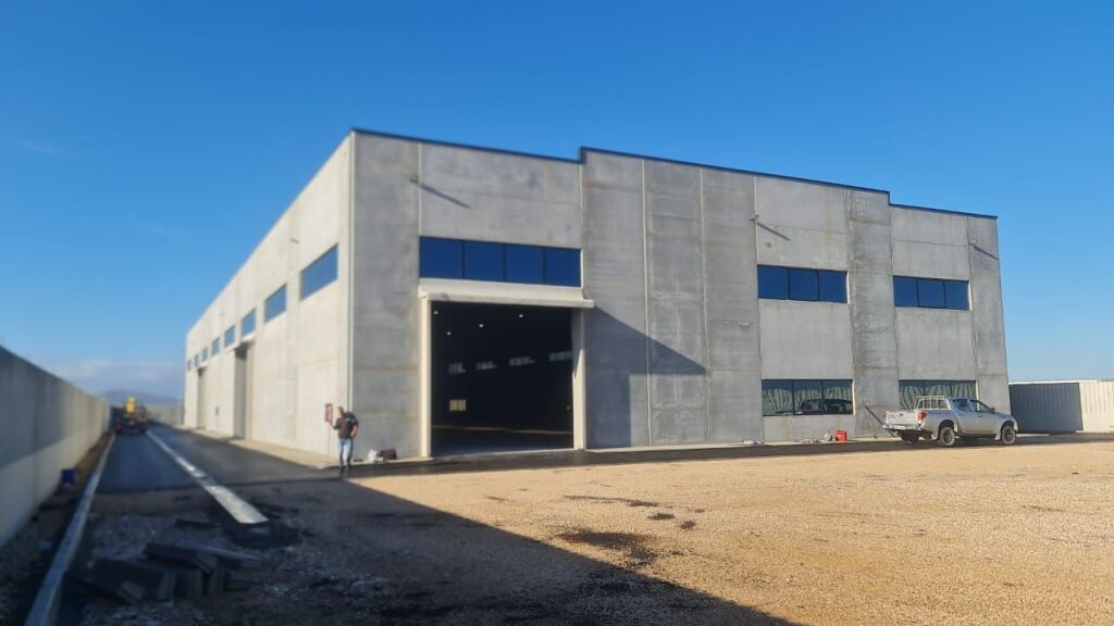 🏭 Capannone in Vendita – Porto Romano, Durazzo