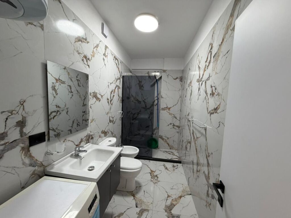 📣 QERA Apartament 2+1+2 📍 Kompleksi Star, Ish Parku i Autobuzeve ✨  💶Cmimi 70.000 Leke