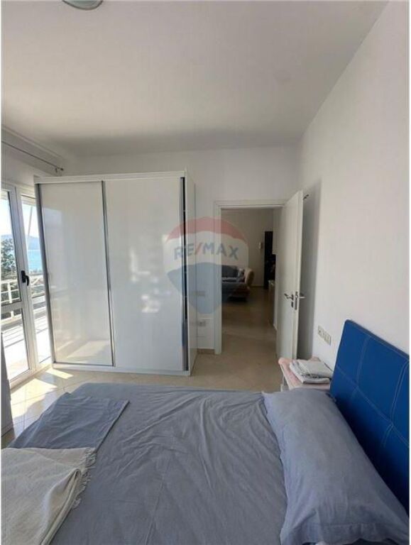 🌊 Apartament me Pamje Magjike nga Deti në Radhimë – Një Mundësi që Nuk Duhet Humbur!