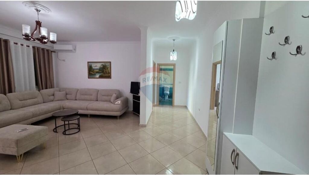 🏡 Appartamento 2+1+2 in Affitto – Vlora