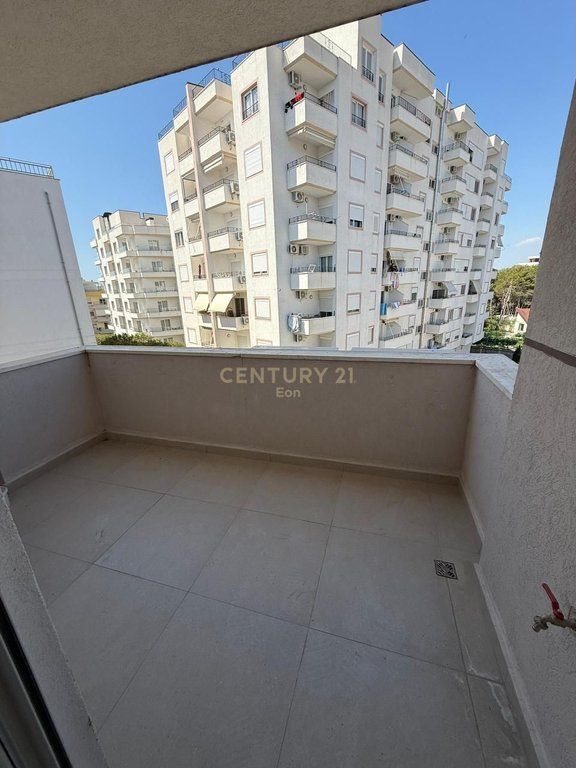 APARTAMENT 1+1 PER SHITJE VETEM 100M NGA DETI, NE QERRET !