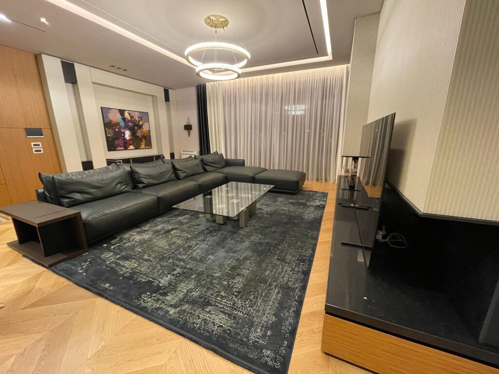🏡 Vilë 3-Katëshe për Shitje – Mandarin Residence TEG