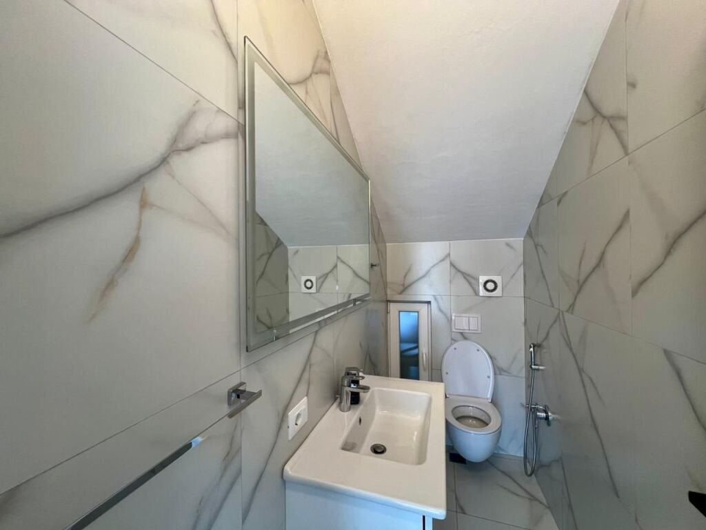 Affittasi villa su 3 piani, “Residenza Vilat Lule”, Mjull Bathore