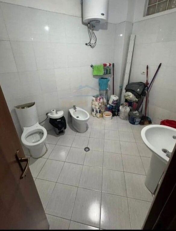 Rent, Commercial Space, Teodor Keko Street, Astir