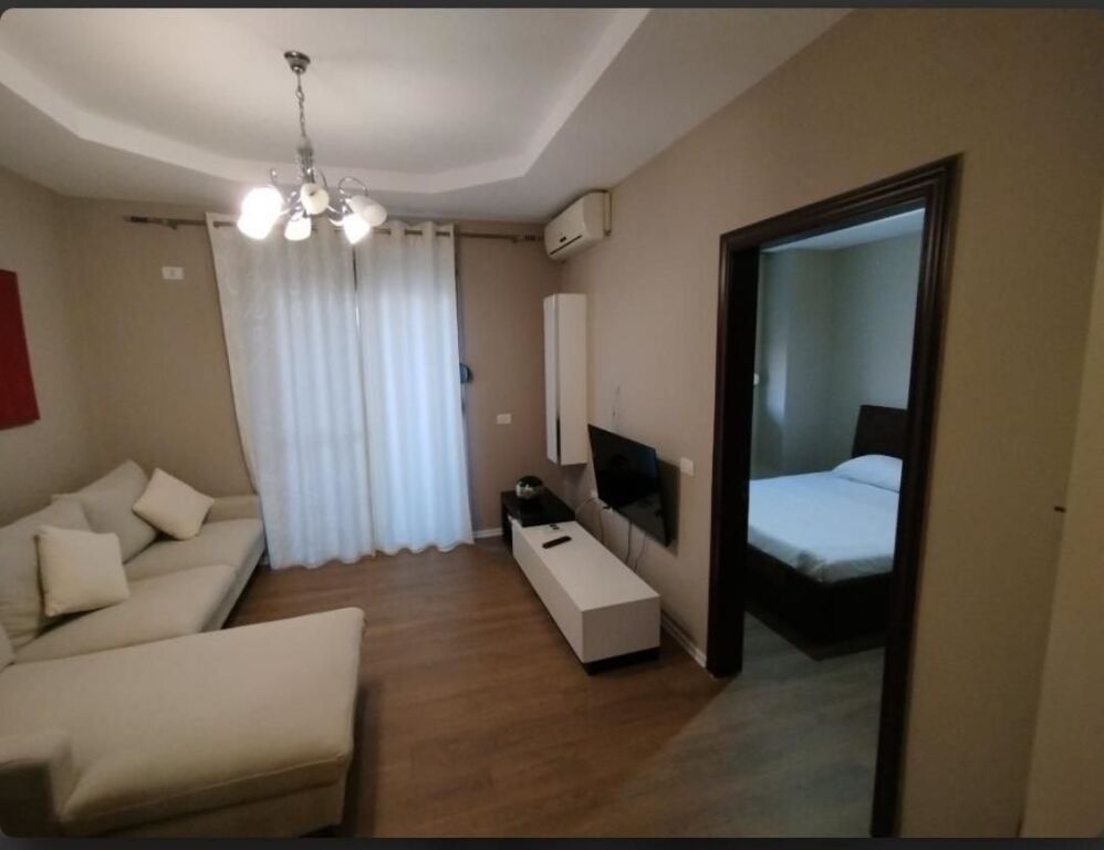 Affittasi appartamento 1+1, Yzberisht via Besim Alla 450 mila lek