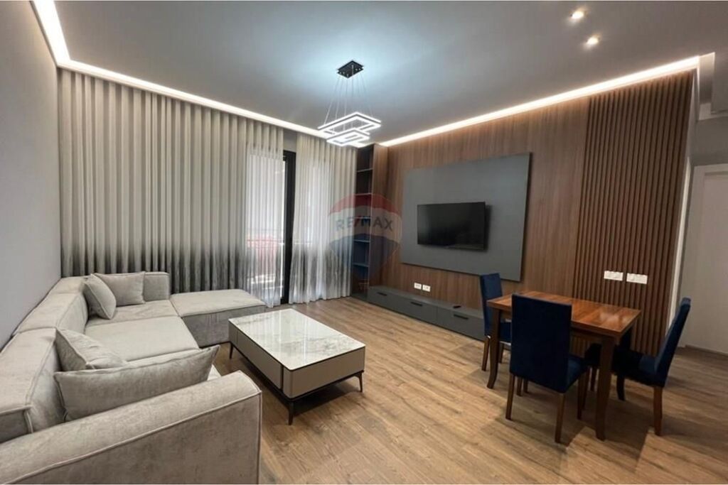 Apartament - Për Qira - Kompleksi Delijorgji, Tiranë