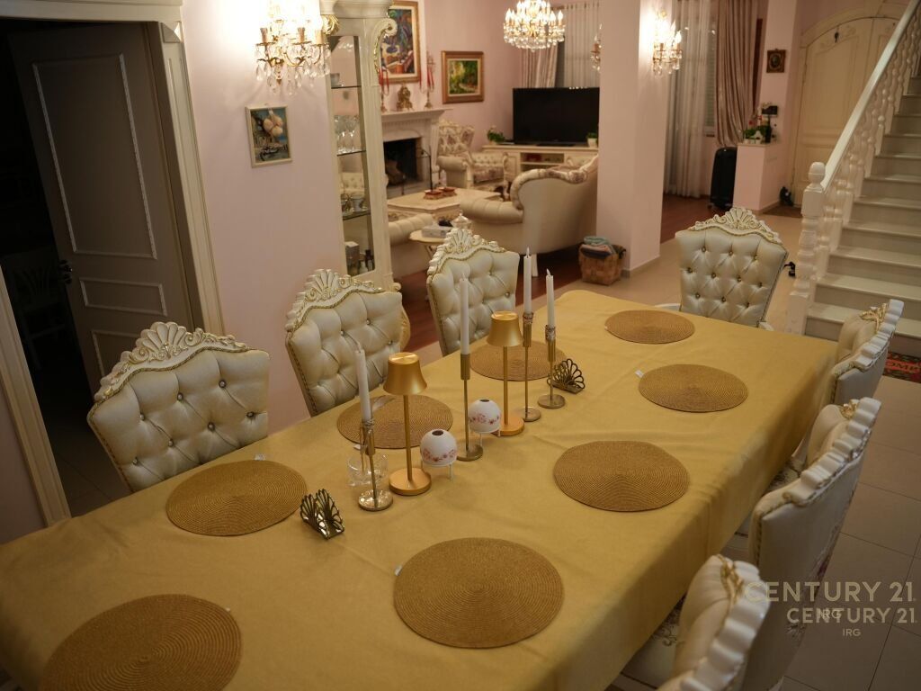 Unique villa for sale in the Qetesia Residence, Qerret!