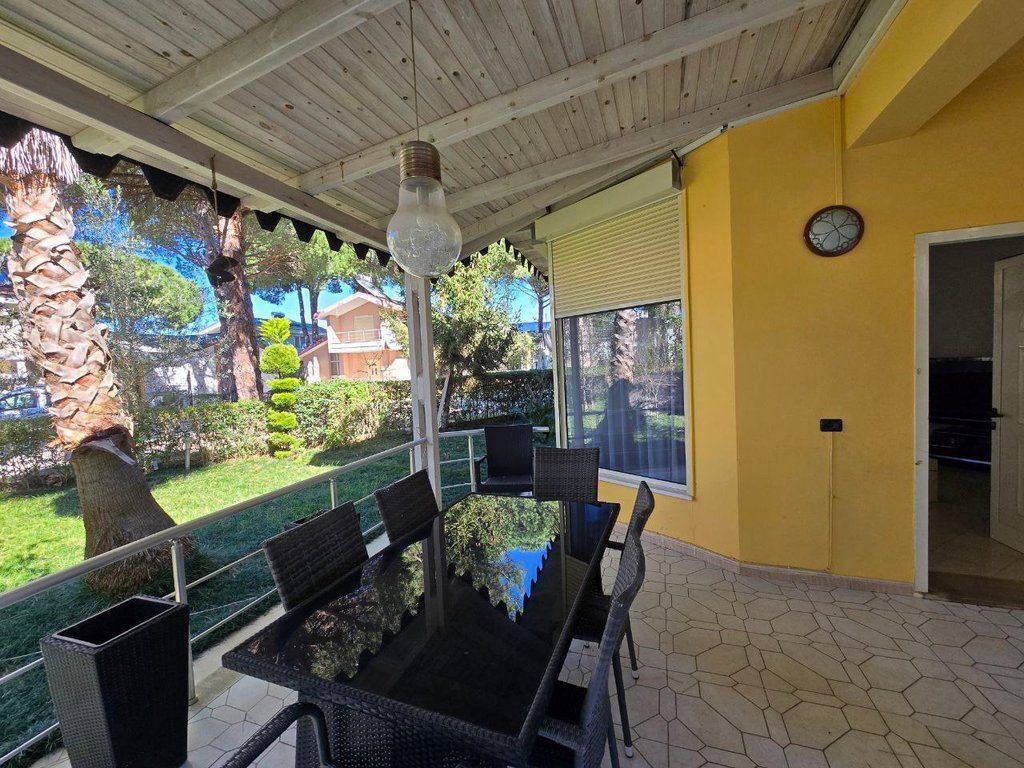 APPARTAMENTO 2+1 CON GIARDINO IN VENDITA A LURA 1