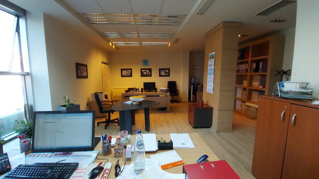 Office for sale near the high school, Elbasan street