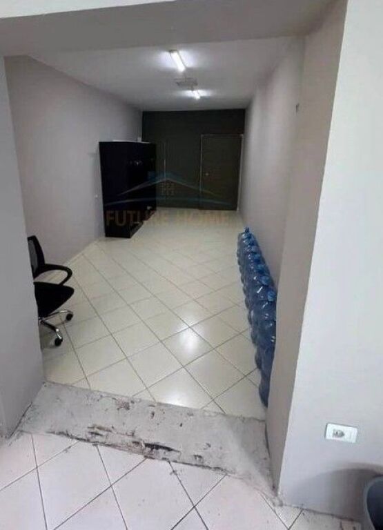 Rent, Commercial Space, Teodor Keko Street, Astir