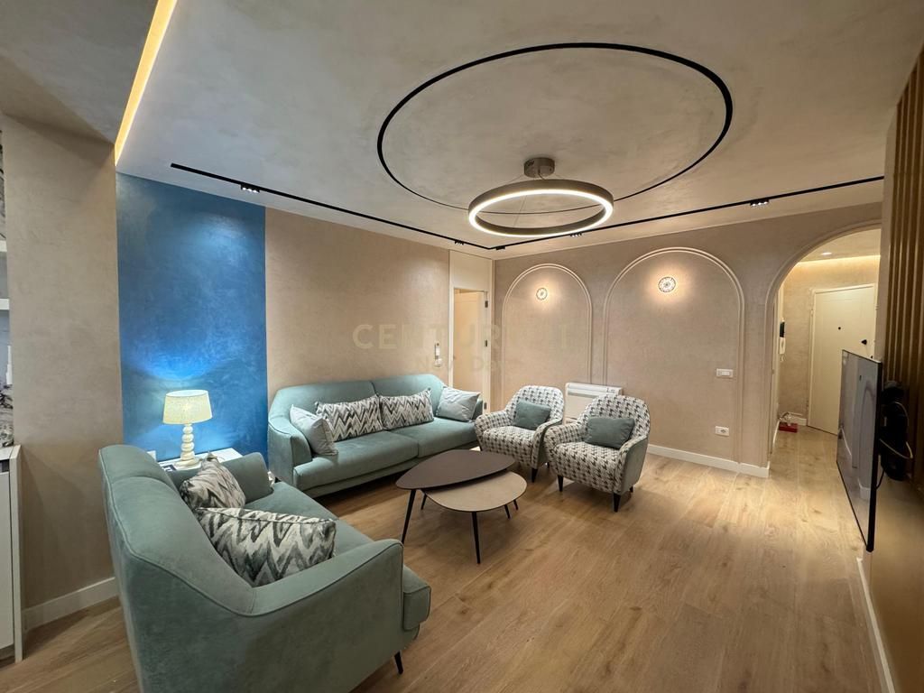 SHITET APARTAMENT 2+1+2T NE MALIN E ROBIT!