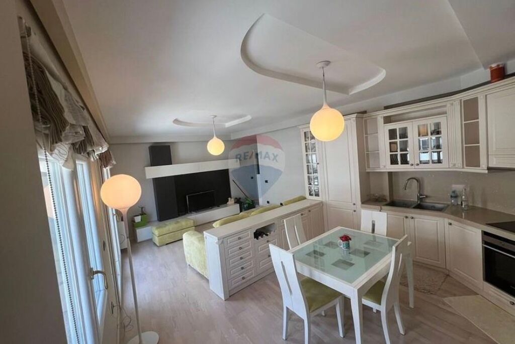 Duplex for sale with view of the Dry Lake ID: 530181095-240