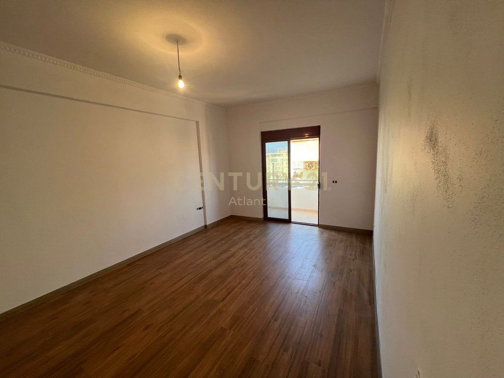Apartament 1+1 Për Shitje në Plazh vija e trete nga deti, Durrës - 85,000€ | 74 m²