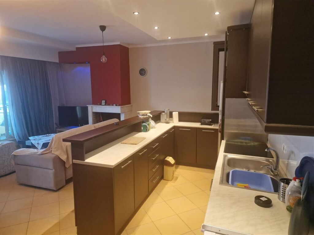 Apartment for sale in Himarë