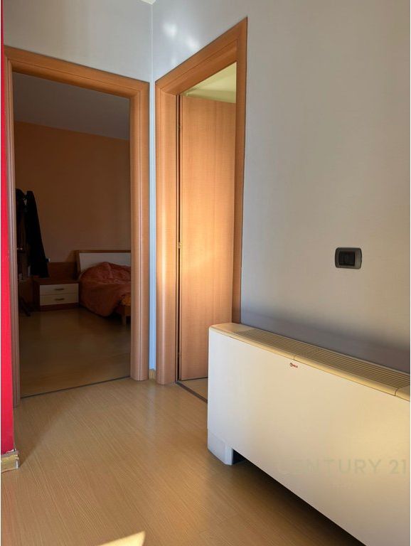 SHITET APARTAMENT 3+1+2 NE QENDER , DURRES !